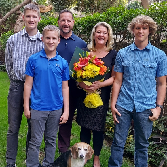 Meet your Posher, Lynelle - Picture 2 of 2